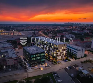 Istra, Pula, moderna stanogradnja u centru grada, stan na 2. katu 55.33 m² - Medulin