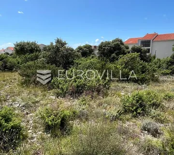 Pag, Mandre, atraktivno građevinsko zemljište površine 662 m² - cover