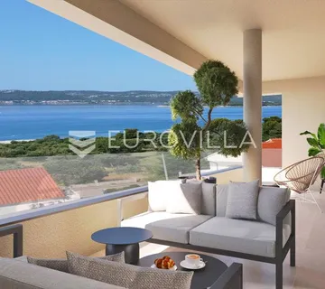 Zadar, Sveti Filip i Jakov, dvosoban stan na prvom katu stambene grade