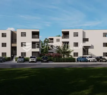 Šibenik, stan u prizemlju s terasom, vrtom i parkingom, 66,83 m² - Ražine, Šibenik