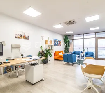 Zabok, poslovni prostor, 61 m² na atraktivnoj lokaciji - cover