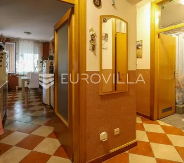 Slavonski Brod, Naselje Andrije Hebrang, dvosoban stan 73,90 m²