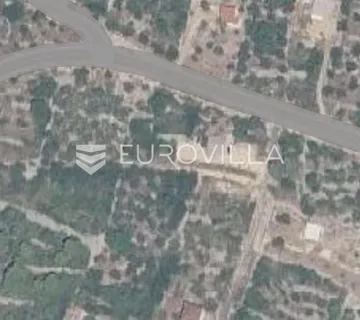 Šolta, Grohote, građevinsko zemljište površine 1007 m² - cover