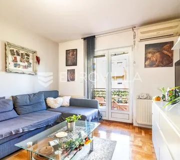 Zagreb, GORNJE VRAPČE, šarmantan, uređen dvosoban stan s balkonom i prekrasnim pogledom, 42 m² - cover