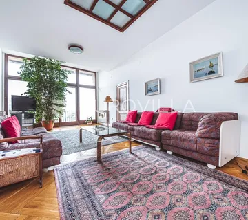 Zagreb, Šalata, četverosoban stan s terasom 150 m² - cover