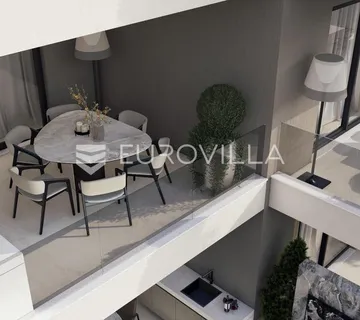 Trogir, jednosoban stan s na prvom katu blizu centra grada - cover