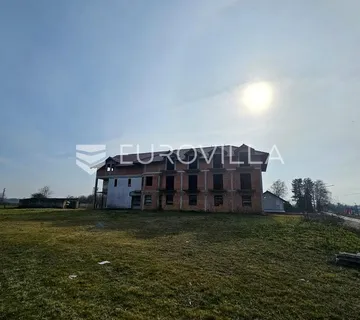 Baranja, Bilje, Hotel u izgradnji 1467 m² na zemljištu od 15.800 m² - Kopačevo, Bilje