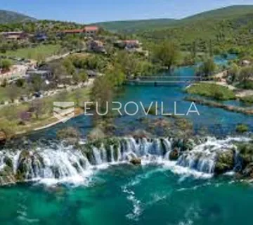 Zadar, Obrovac, građevinsko zemljište s pogledom na slapove Zrmanje - Muškovci, Obrovac