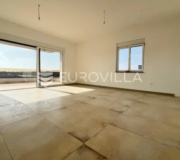 Istra, Banjole - trosoban stan u novogradnji, drugi kat, garaža, 120 m2 s otvorenim pogledom na more - Banjole, Medulin