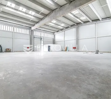 Velika Gorica, skladišna hala 600 m² NOVOGRADNJA - cover
