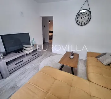 Karlovac, Draganić, kuća 190 m², novouređena