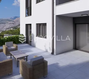 Omiška rivijera, jednosoban stan s prostranom terasom u prizemlju moderne novogradnje, 68.88 m² - cover