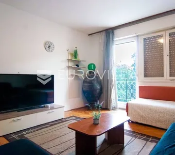 Pula, Nova Veruda, četverosobni stan 75.50 m², 45 m² vrta - cover