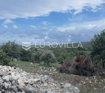 Brač, građevinsko zemljište - cover
