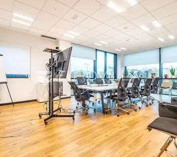 Zagreb, Avenija Dubrovnik, novouređen poslovni prostor 223,58 m² - cover