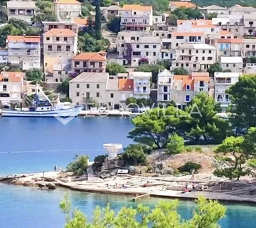 Brač, Povlja građevinsko zemljište 1.230 m² na 150 m od mora - Povlja, Selca