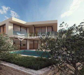 Primošten, suvremena Vila idealna za život ili investiciju - cover