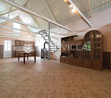 Petrijevci, Nehaj, vikendica s pogledom na Dravu, terasa s roštiljem i 722 m² okućnice