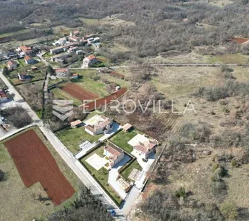 Muntrilj, građevinsko zemljište od 3100 m2 - Muntrilj, Tinjan