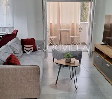 Pula, Šijana, Moderan dvosoban stan u novogradnji s terasom za dugoročni najam - cover
