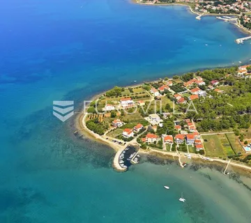 Zadar, Privlaka, atraktivno građevinsko zemljište, 5438 m2 - cover