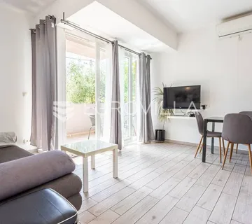 Stobreč, dvosoban stan za najam do 1.6. - Stobreč, Split
