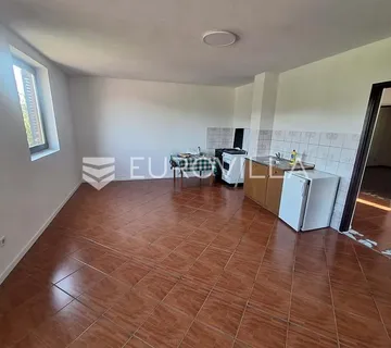 Slunj, Donji Furjan, kuća 170 m², novouređena - Donji Furjan, Slunj