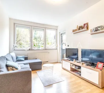 Zagreb, Šestinski dol, trosoban stan s garažom površine 70,25 m² - cover