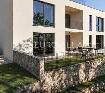 Rijeka, Krimeja, ekskluzivan četverosoban stan 137 m², pogled na more, NOVOGRADNJA