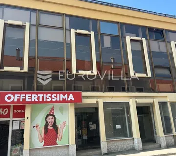 Požega, Matice Hrvatske, atraktivan poslovni prostor 270 m²