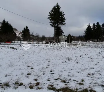 Fužine, Vrata, građevinski teren s građevinskom dozvolom za obiteljsku kuću - cover