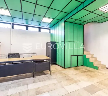 Zagreb, JARUN, funkcionalan poslovni prostor u blizini jezera, 34 m² - cover