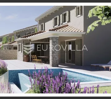 Istra, Grožnjan, građevinsko zemljište 1529m2 s idejnim projektom za gradnju vile s infinity bazenom