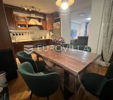 Krk, Grad Krk, trosoban stan 83,95 m², odlična lokacija, blizina svih sadržaja - Muraj, Krk