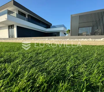 Zadar, Zemunik Gornji, prekrasna vila s bazenom i okućnicom - Zemunik Gornji, Zemunik Donji