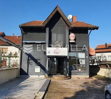 Sesvete stambeno poslovna kuća 290 m2 na zemljištu od 616 m2 - cover