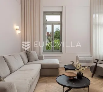 Opatija, Centar, novouređen luksuzan stan NKP 73,05  m2 - cover