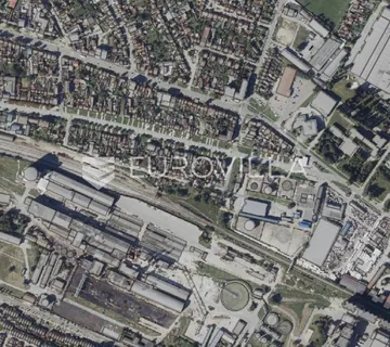 Osijek, Donji grad, prodaju se dva povezana zemljišta površine 561 m²
