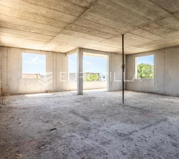 Kaštel Gomilica, dvosoban stan južne orijentacije s krovnom terasom - Kaštel Gomilica, Kaštela