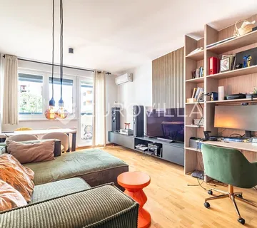 Zagreb, Ferenščica, komforan dvosoban stan s garažnim parkirnim mjestom, 71 m²