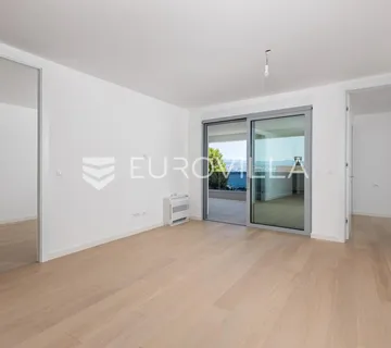 Opatija, trosoban stan 96 m² NOVOGRADNJA