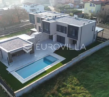 Istra, Rovinjsko Selo, jedinstvena katnica 250 m²