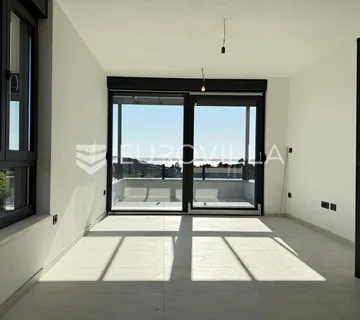 Istra, Banjole, trosobni osunčani stan u novogradnji s pogledom na more, 63.51 m², top lokacija - cover