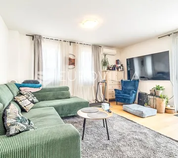 Zagreb, Vrapče, Četverosoban stan Penthouse 120 m²