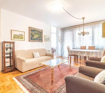 Zagreb, Savica, komforan trosoban stan 88 m² s pripadajućim spremištem