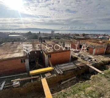 Kaštel Sućurac, luksuzan trosoban penthouse u novogradnji, 120.72 m² - cover