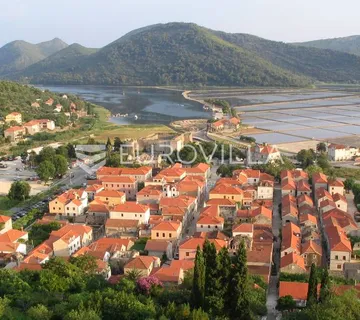 Ston, tradicionalna kamena kuća, 450 m² - cover