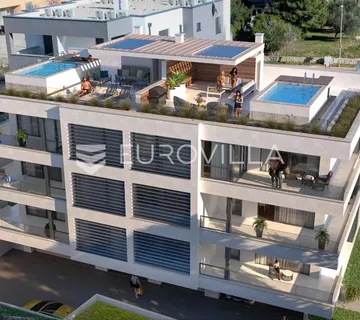 Pag, Povljana, penthouse s bazenom i pogledom na more, 140 m²