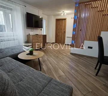 Kraljevica, Križišće, samostojeća kuća od 170 m² s bazenom - cover