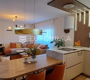 Vinkovci, Kanovci, Luksuzni penthouse, novogradnja 130 m²